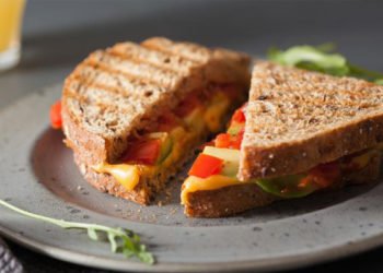 Sendvič s četiri vrste sira – ovakav još niste isprobali