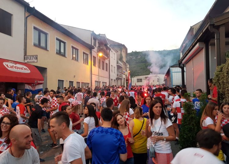 Široki Brijeg u transu: Hrvatska je unatoč porazu napravila čudo!