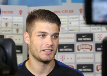 Ćaleta-Car potpisao za Marseille, klub ga pozdravio na hrvatskom