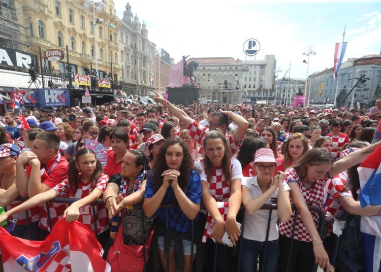 Vatrene u Zagrebu, na ulicama i Trgu, dočekalo više od 500 tisuća ljudi!
