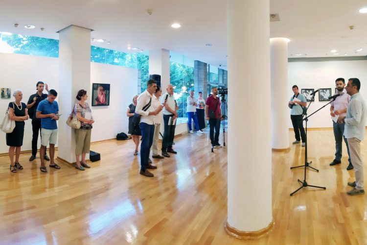 U Galeriji Aluminij svečano otvorena izložba Suvremena umjetnička scena Trebinje