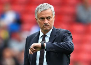 Mourinhovo prokletstvo treće sezone: Svađa se s upravom i kritizira igrače