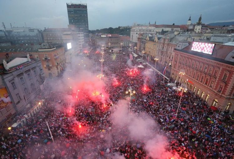 Vatrene u Zagrebu, na ulicama i Trgu, dočekalo više od 500 tisuća ljudi!