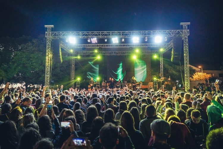 Posušje: U kolovozu nastup Divljih Jagoda i Dreamers benda pa izgradnja spomenika