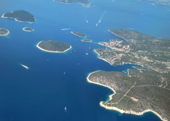 Vrisak.info donosi fotografije Dalmacije iz zraka