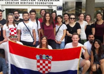 Hrvati iz cijelog svijeta na otoku Cresu – družit će se tri tjedna