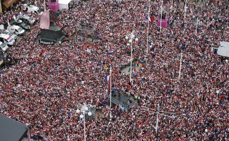 Vatrene u Zagrebu, na ulicama i Trgu, dočekalo više od 500 tisuća ljudi!