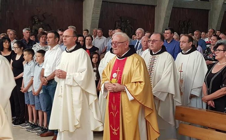 Široki Brijeg: Fra Stanko Banožić na Kočerinu proslavio 50 godina svećeništva
