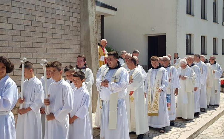 Široki Brijeg: Fra Stanko Banožić na Kočerinu proslavio 50 godina svećeništva