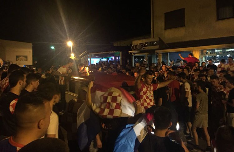 Široki Brijeg ”gori” nakon pobjede Hrvatske