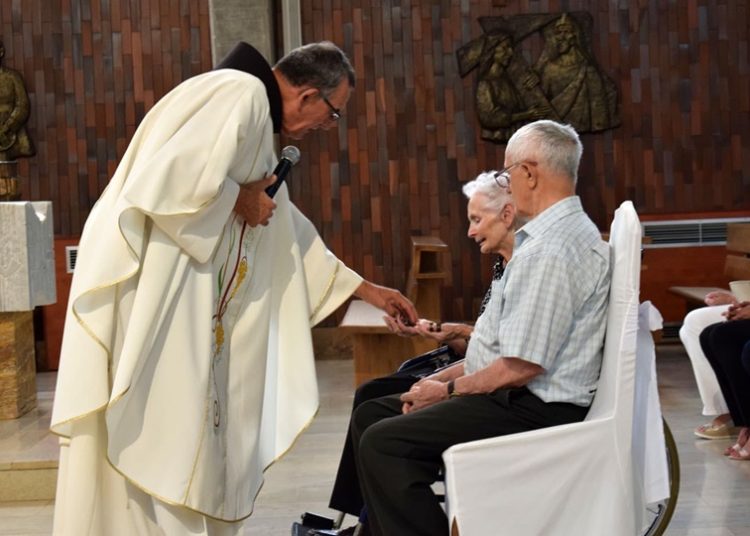 Široki Brijeg: Na Kočerinu proslavljen dijamantni pir Stipe i Anđe Galić