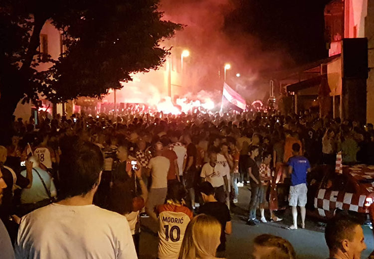 Široki Brijeg ”gori” nakon pobjede Hrvatske