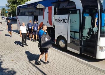 Širokobriježani puni nade odletjeli u Sloveniju