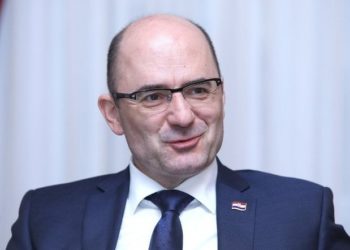 “Srce ponosno” iz RH mobilizira Hrvate iz BiH da glasuju na izborima u listopadu