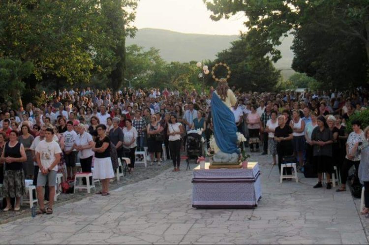 Široki Brijeg: Nevrijeme nije spriječilo vjernike da dođu na Devetnicu
