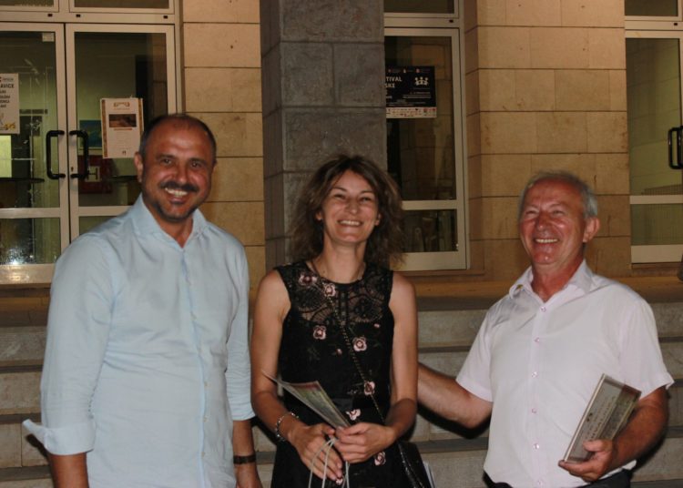 POSUŠJE: Veliko zanimanje za Večer ikavice