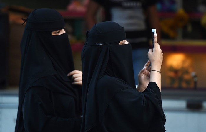 Danska počela kažnjavati žene koje nose nikab