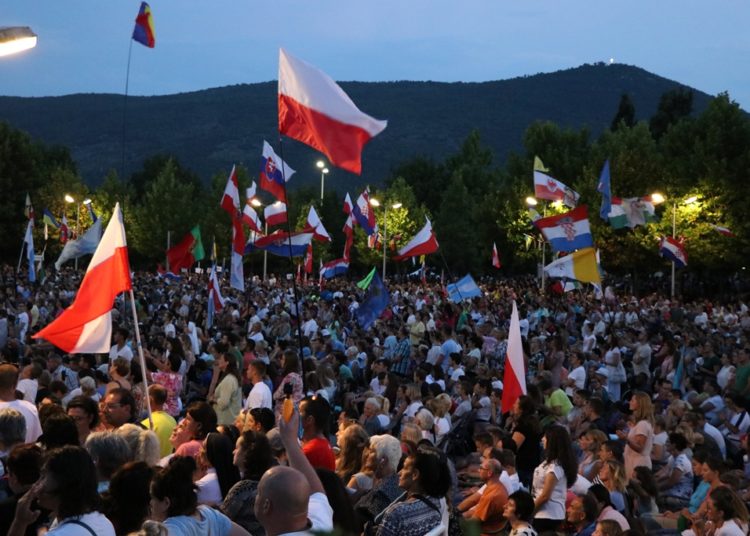 FOTO: Treći dan Mladifesta u Međugorju