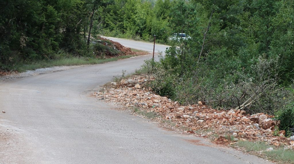 Široki Brijeg: Radovi u MZ Ljubotići