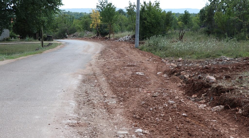 Široki Brijeg: Radovi u MZ Ljubotići