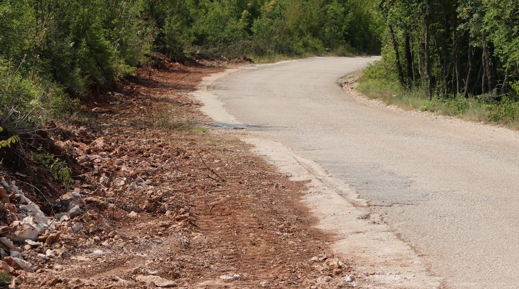 Široki Brijeg: Radovi u MZ Ljubotići