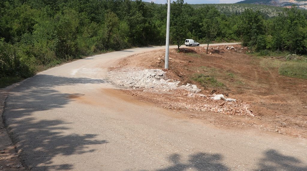 Široki Brijeg: Radovi u MZ Ljubotići