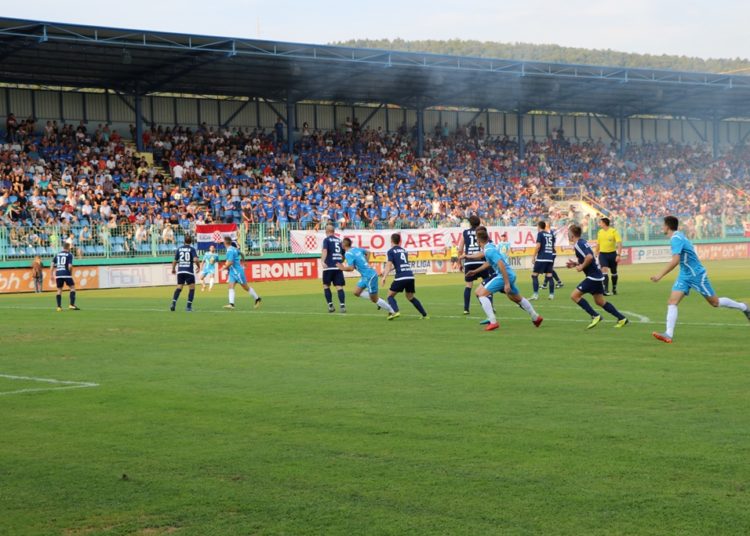 Jare slavile protiv Desne Obale u odličnom finalu na Pecari