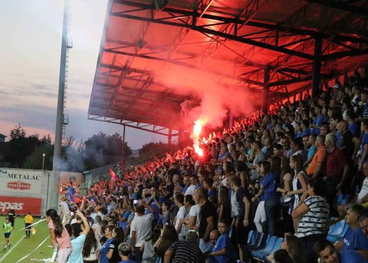 Jare slavile protiv Desne Obale u odličnom finalu na Pecari