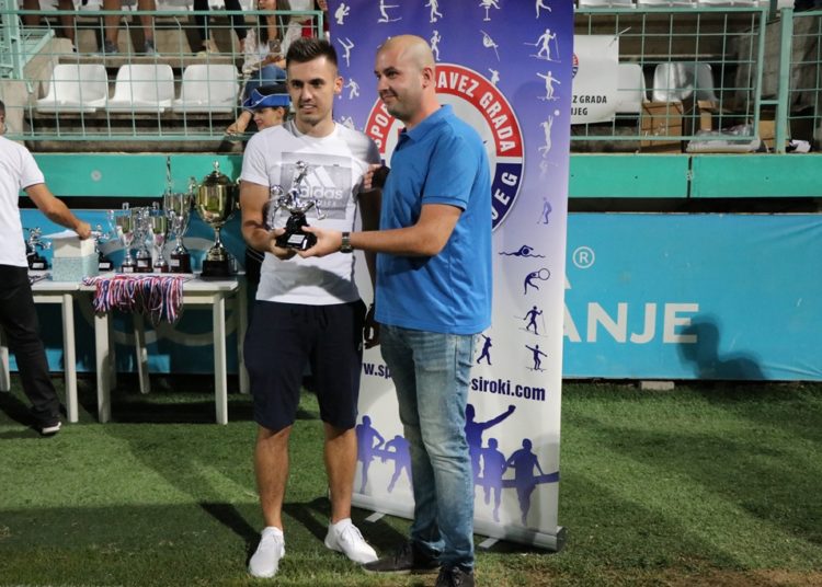 Jare slavile protiv Desne Obale u odličnom finalu na Pecari