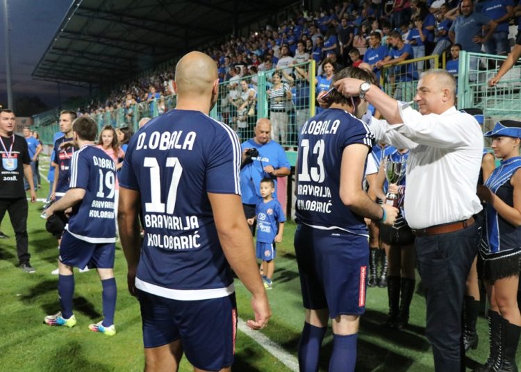 Jare slavile protiv Desne Obale u odličnom finalu na Pecari