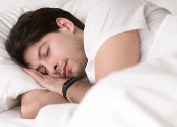 Iznenađujuća namirnica koja će vam pomoći da lakše zaspite tijekom vrućina