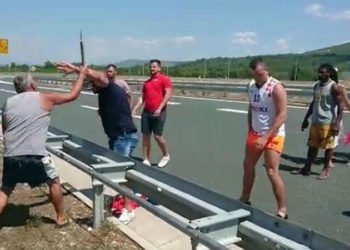 Na Bijači sukob prosvjednika i vozača, jedna osoba ozlijeđena