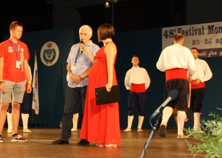 Nastup HKD Vrila na Smotri u Italiji