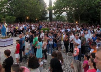 Široki Brijeg: Veliki broj vjernika sedme večeri Devetnica