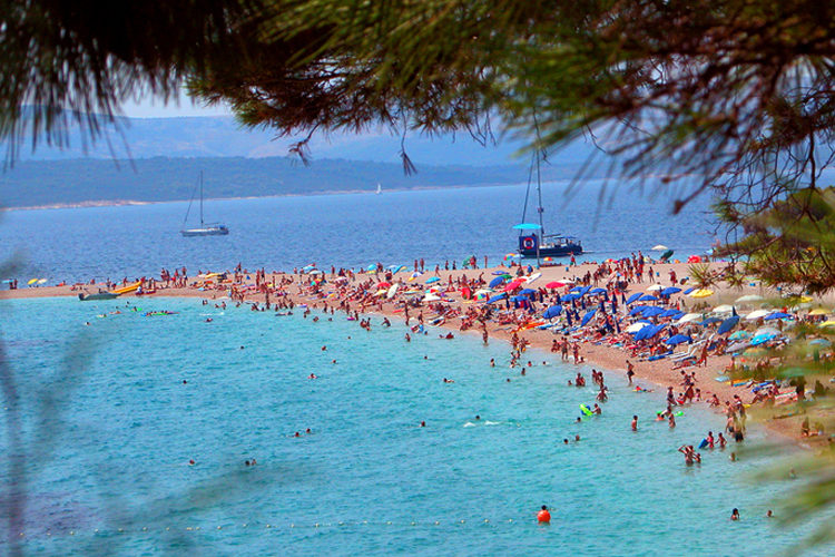 Hrvatska: Špica sezone nije oduševila, ali ohrabruju najave bukinga za posezonu