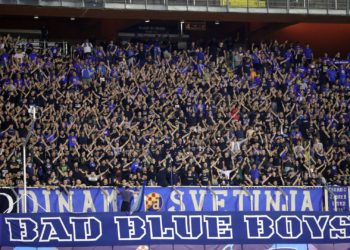 Dinamo nametnuo žestok ritam i izgorio: Suci su oštetili Modre, ali Leovac je ispao naivan