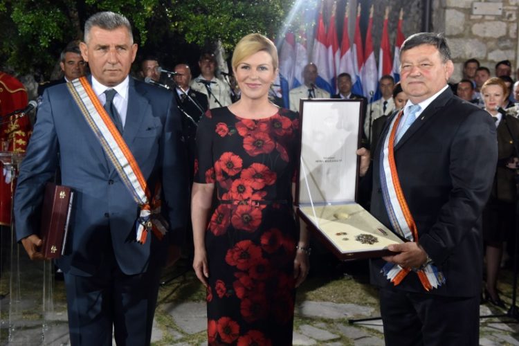 U Kninu odlikovani Gotovina i Markač