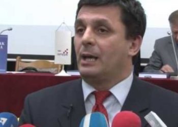 Lavić: Istjerivati ih s funkcija, s gađanjem se odnositi prema konstitutivnosti naroda i legitimnom predstavljanju…