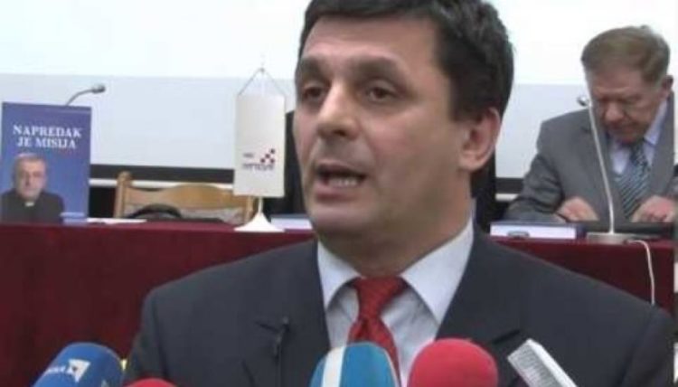 Lavić: Istjerivati ih s funkcija, s gađanjem se odnositi prema konstitutivnosti naroda i legitimnom predstavljanju…