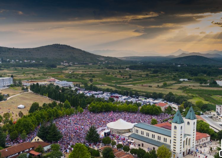 Više desetaka tisuća mladih iz 72 zemlje na “Mladifestu” u Međugorju