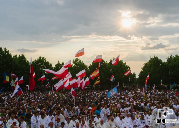 Više desetaka tisuća mladih iz 72 zemlje na “Mladifestu” u Međugorju