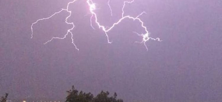 Oluje diljem hrvatske obale: Munja ozlijedila turista u Istri, Dubrovnik pod vodom