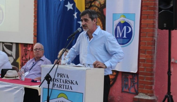 Bošnjački političari osuđuju Herceg-Bosnu i poručuju kako će ponovno izabrati Komšića