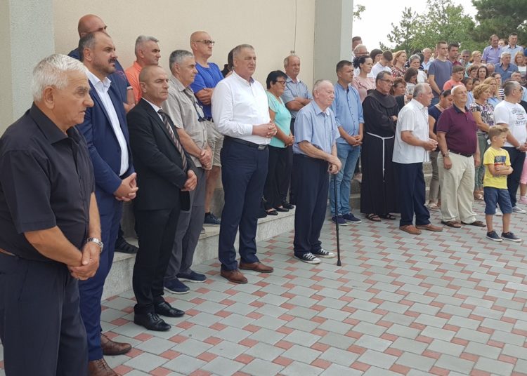 Široki Brijeg: Na Rujnu svečano otkriven spomenik