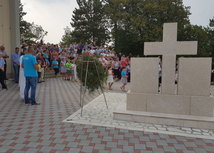 Široki Brijeg: Na Rujnu svečano otkriven spomenik