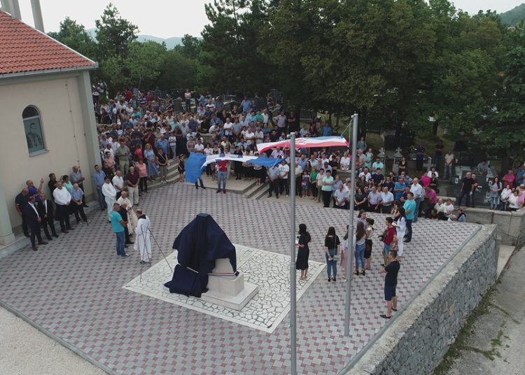 Široki Brijeg: Na Rujnu svečano otkriven spomenik