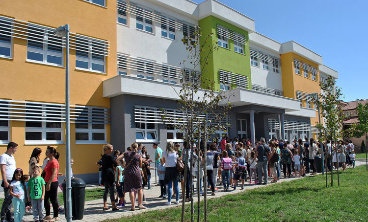 Besplatni udžbenici za učenike 1. razreda osnovnih škola u Županiji Zapadnohercegovačkoj