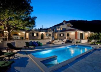 Hercegovci odlično zarađuju rentajući vile s bazenima