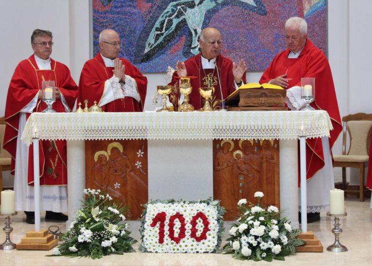 Župa Gradina proslavila 100 godina od osnivanja