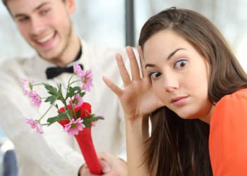 Šest ”romantičnih gesti” koje vas u vezama trebaju zabrinjavati
